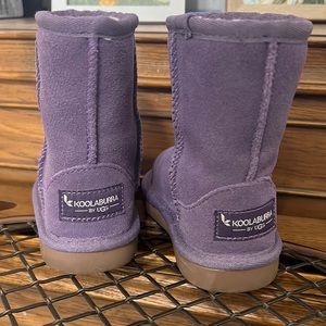 Brand new never worn purple kookaburra Uggs size 5